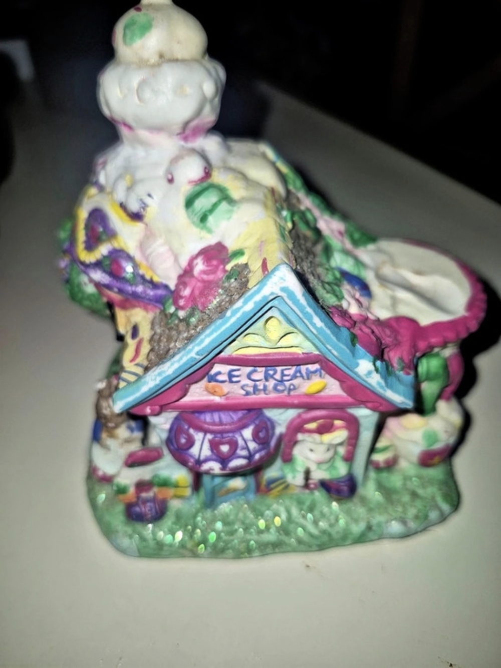 Possible Dreams Holiday Ice Cream Shop Figurine Decor